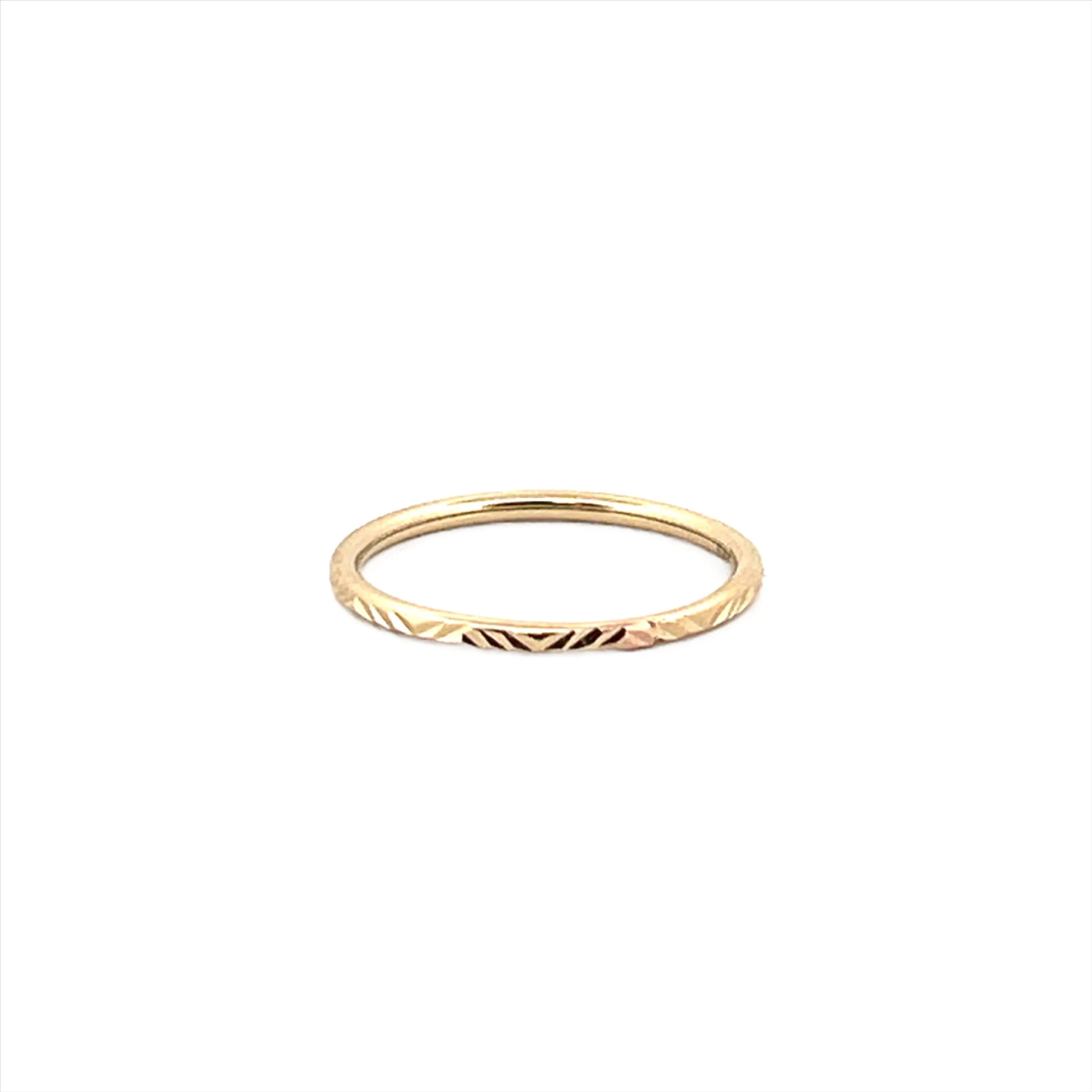 14K Gold Wave Diamond Cut Fashion Band