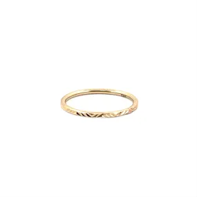 14K Gold Wave Diamond Cut Fashion Band