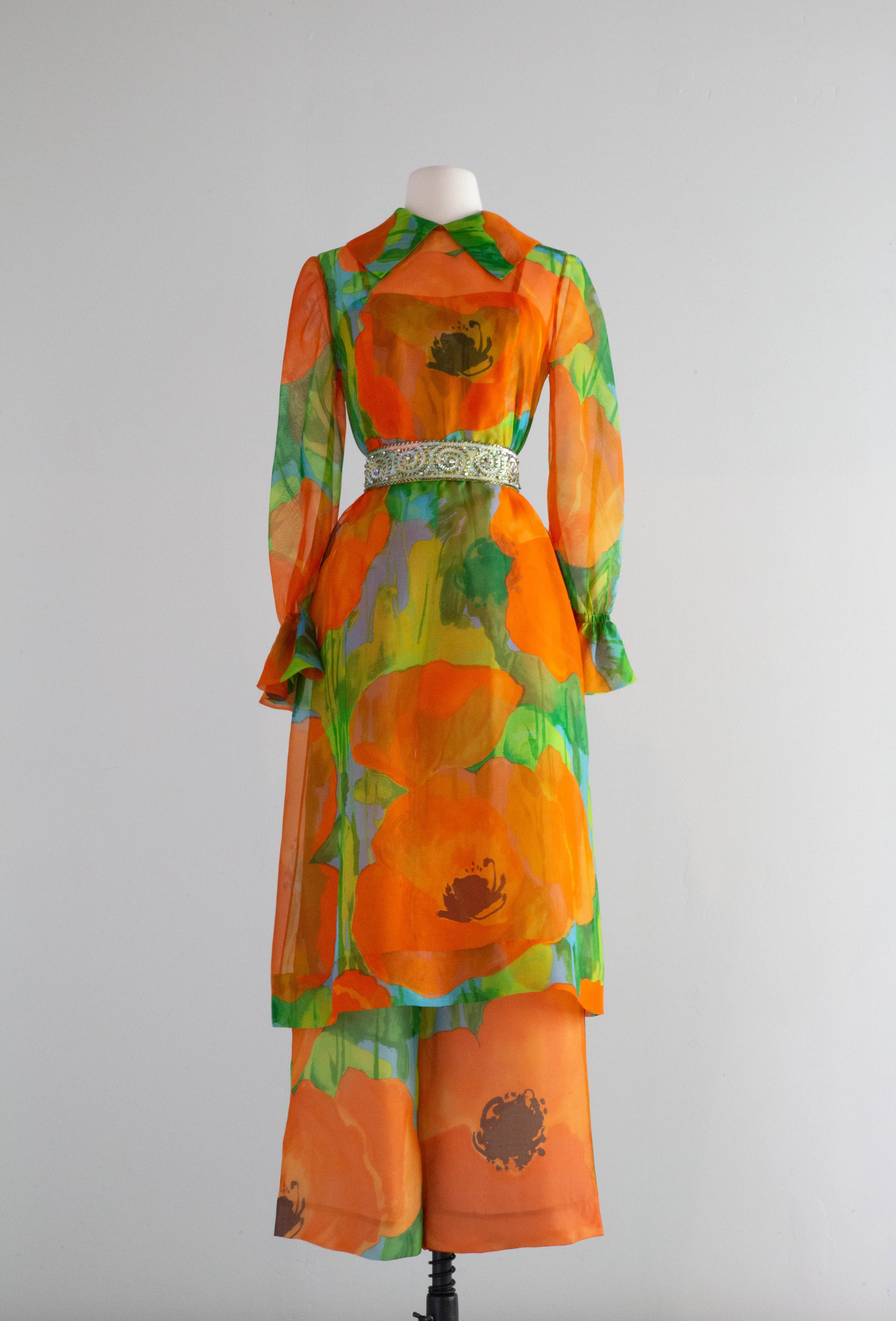 Absolutely FABULOUS 1960's Poppy Print Silk Jumpsuit / Small