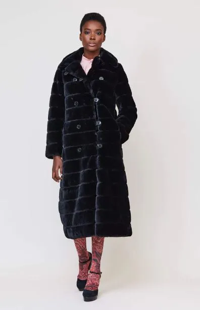 Catherine Rayé Coat in Noir