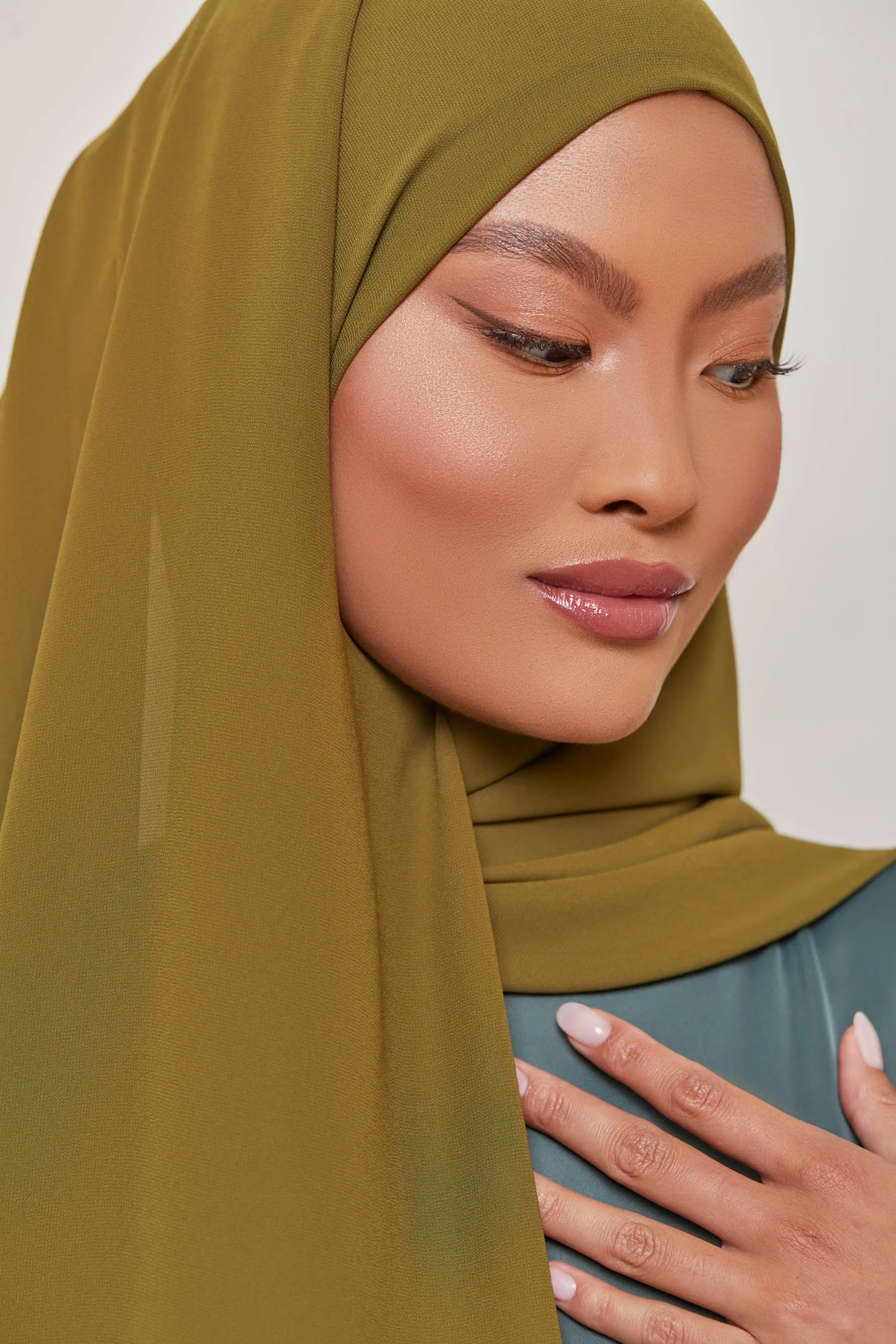 Chiffon LITE Hijab - Moss