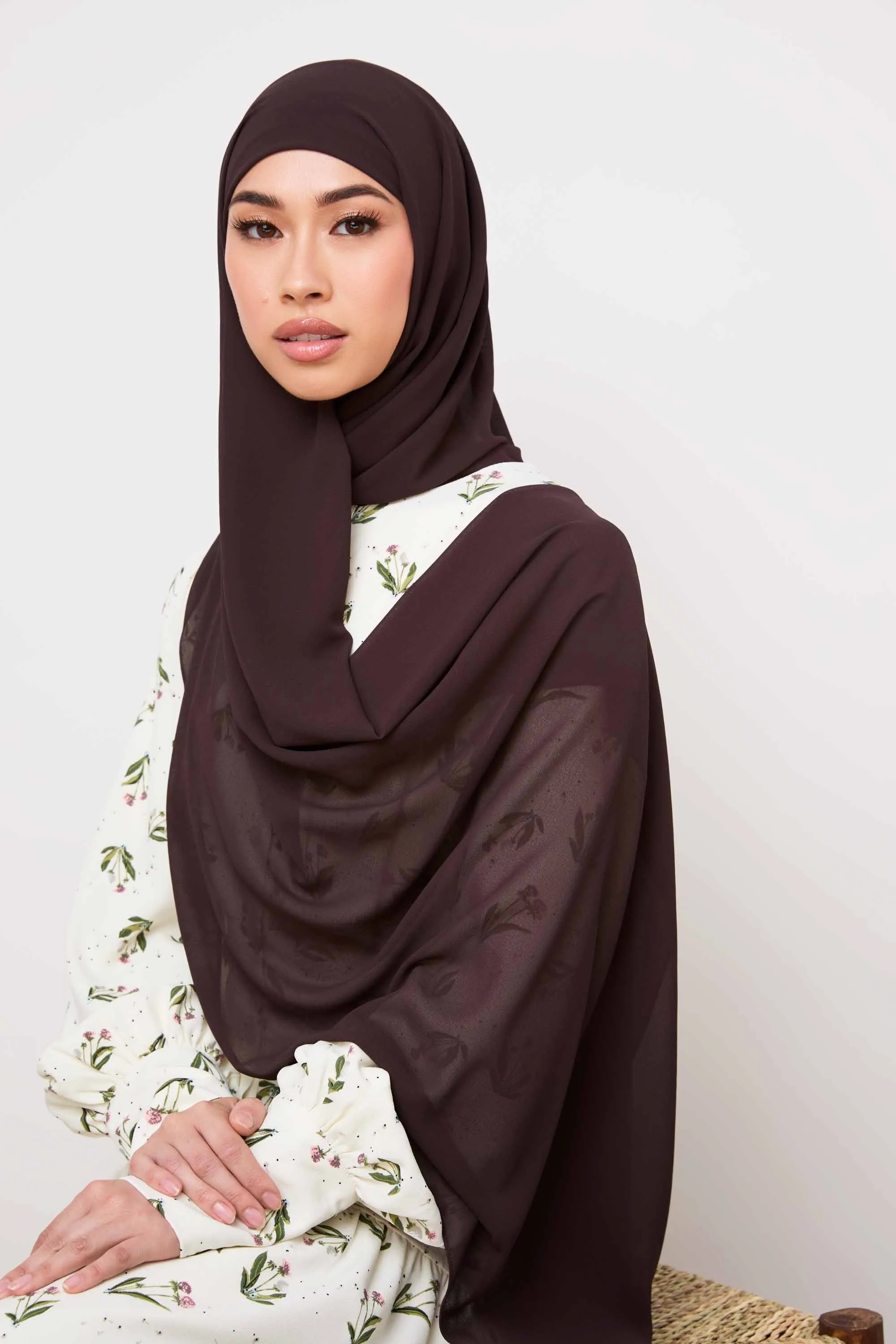 Essential Chiffon Hijab - Chocolate Plum