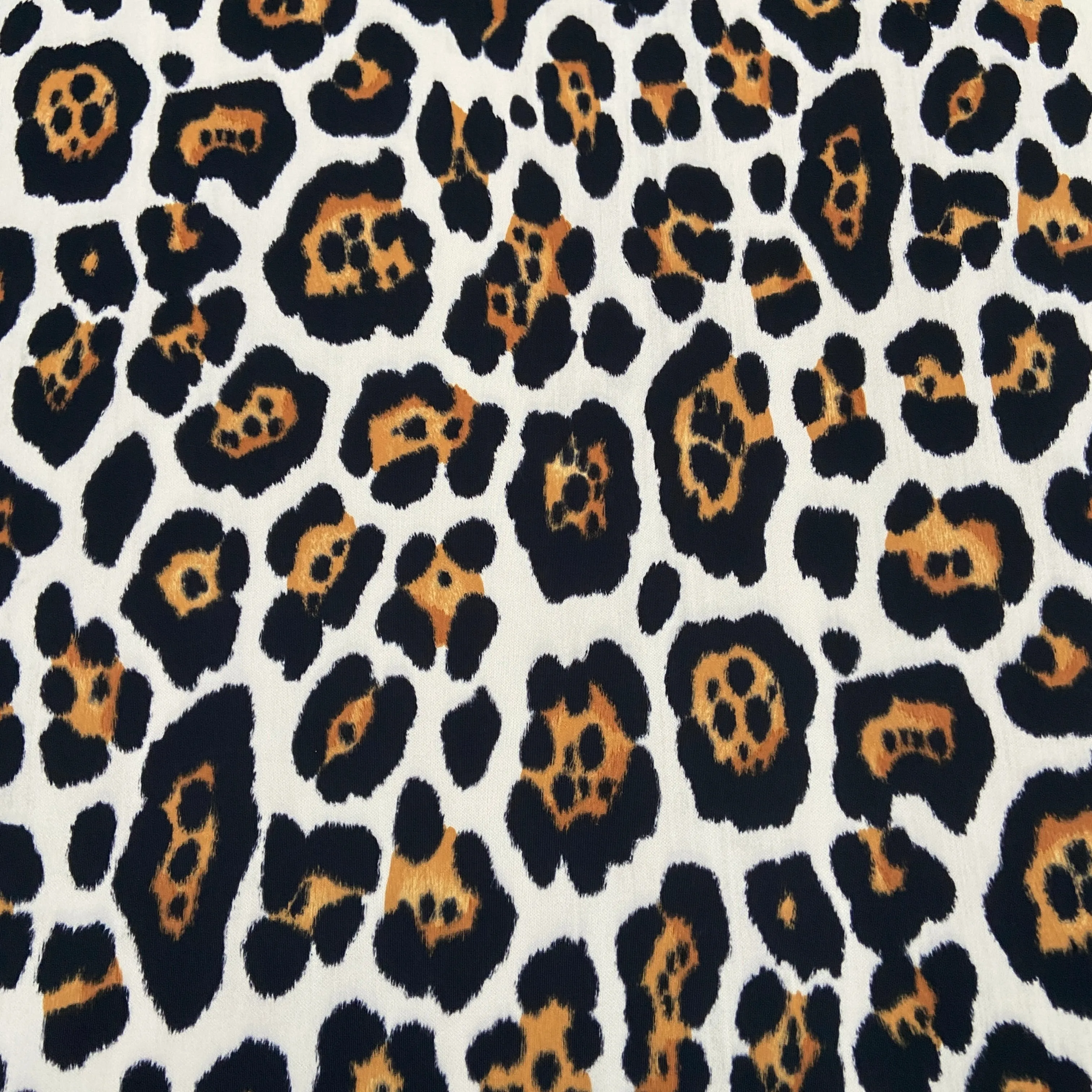 FS825 Spots Leopard