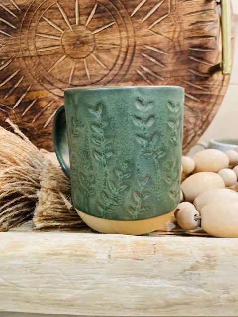 MAGPIE STONEWARE MUG