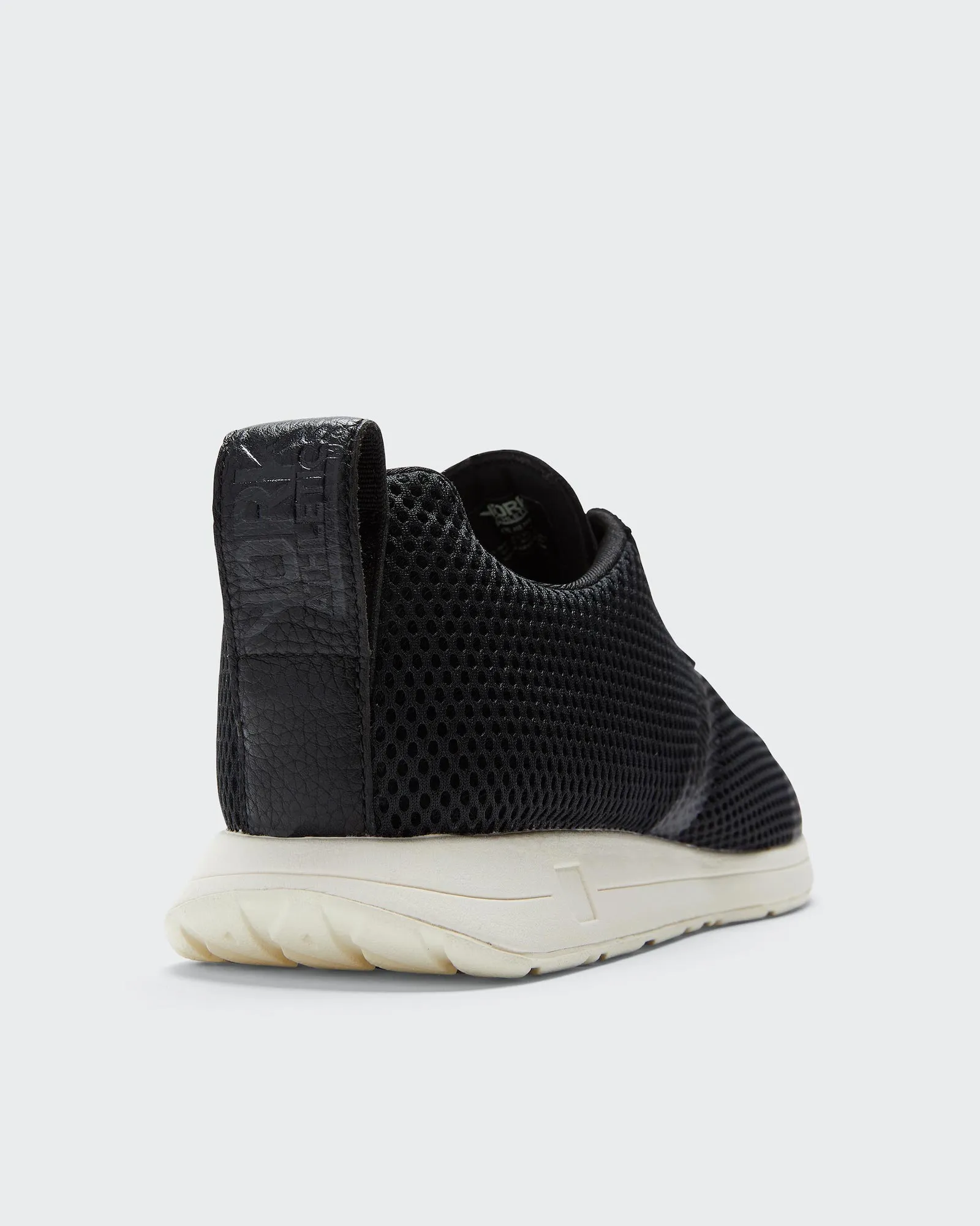 The Henry Runner / Mesh / Blacktop