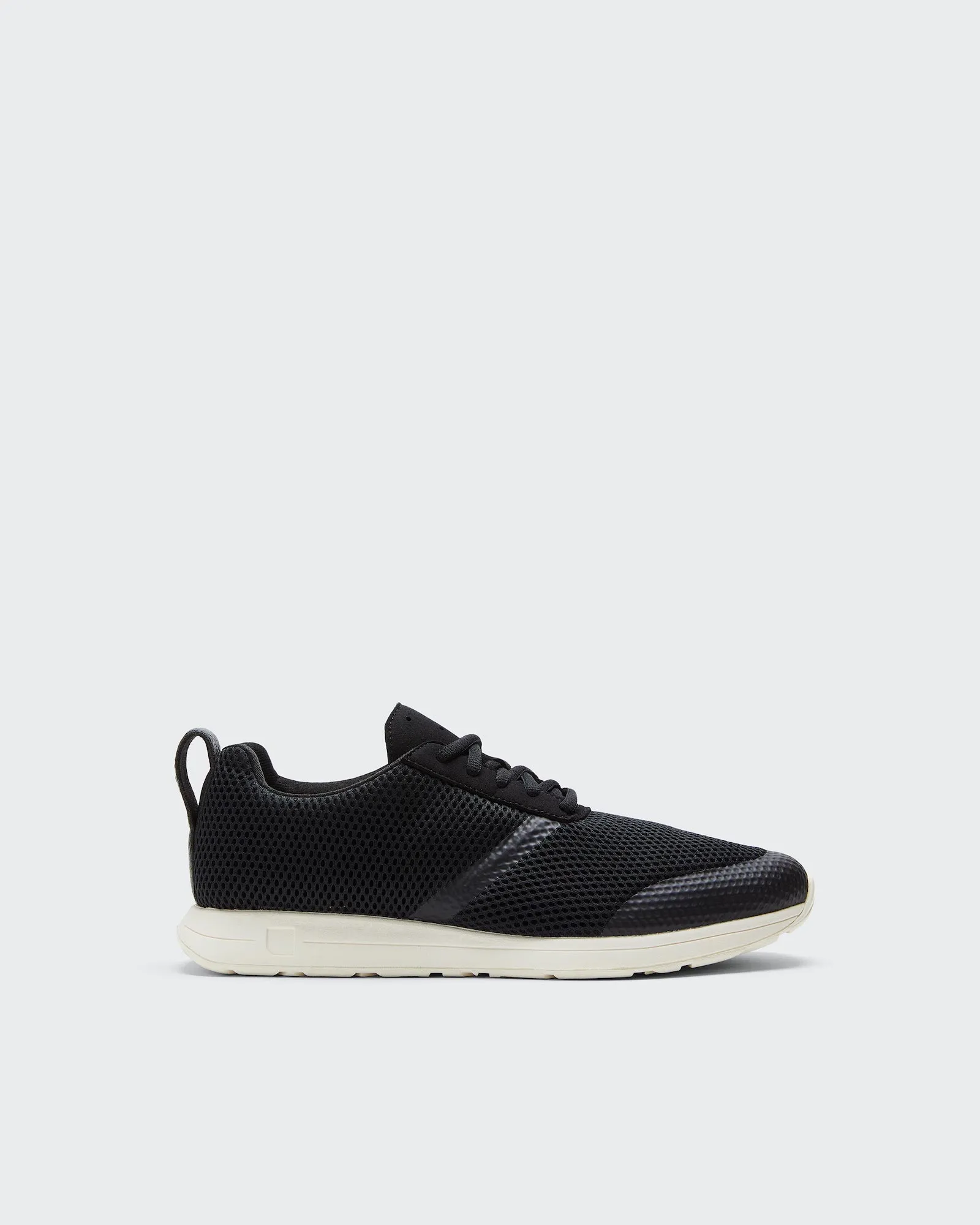 The Henry Runner / Mesh / Blacktop